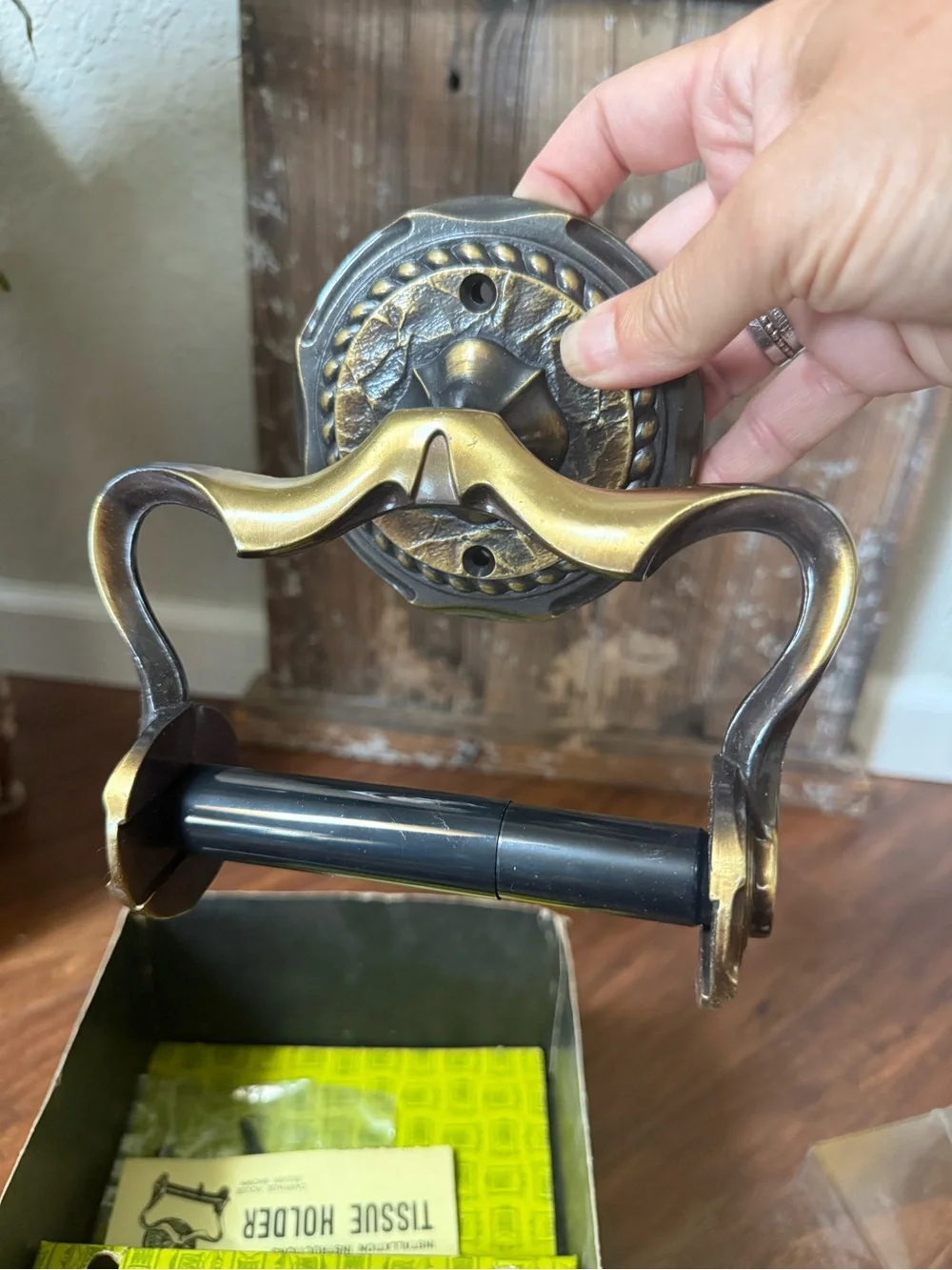 Vintage NIB Carriage House Collection Toilet Paper, Soap Dish, Light Switch